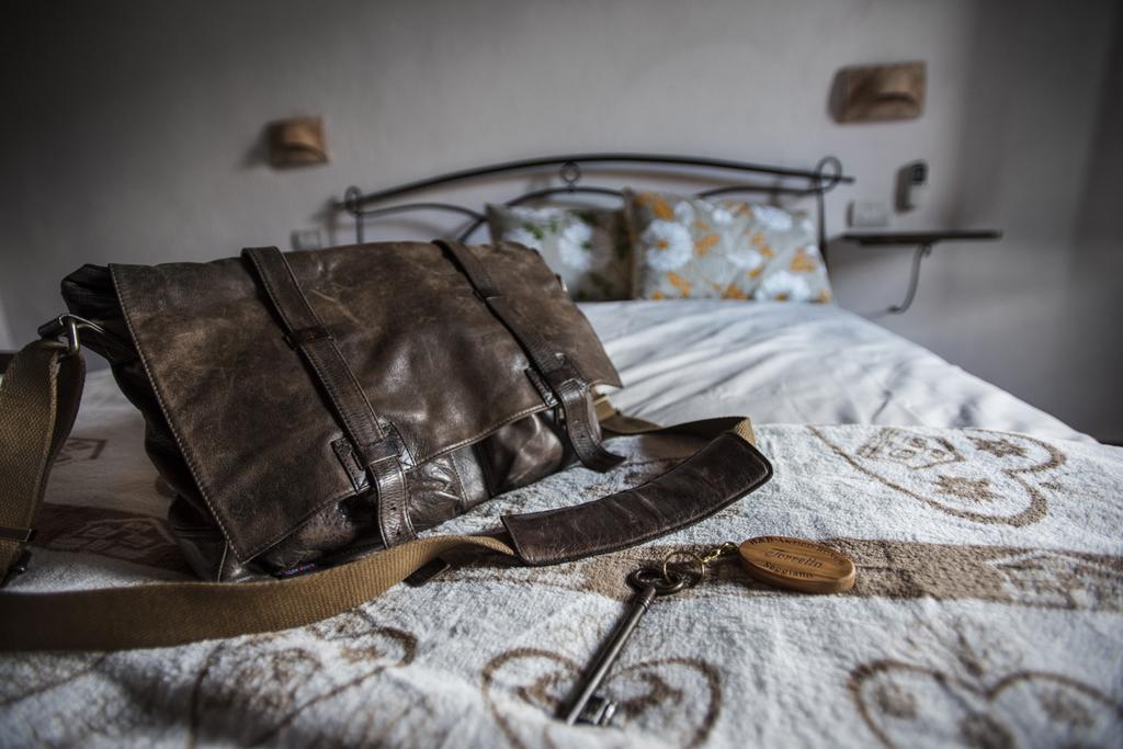 Antico Borgo Seggiano Bed and Breakfast Kamer foto